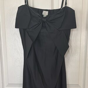 Elegant Black Sleeveless Dress